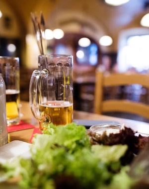 Gdzie zjeść w Szklarskiej Porębie? Najlepsze restauracje w Szklarskiej Porębie