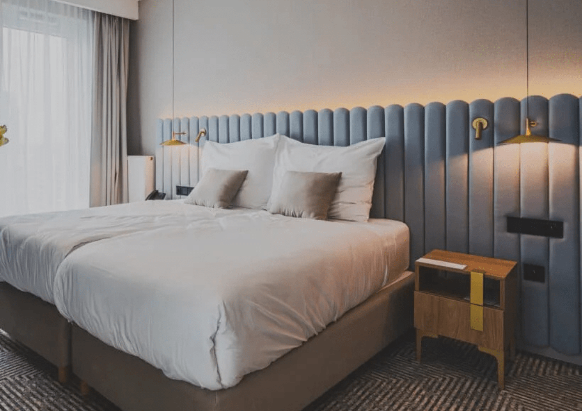 Hotel Royal Tulip Warszawa – pokój