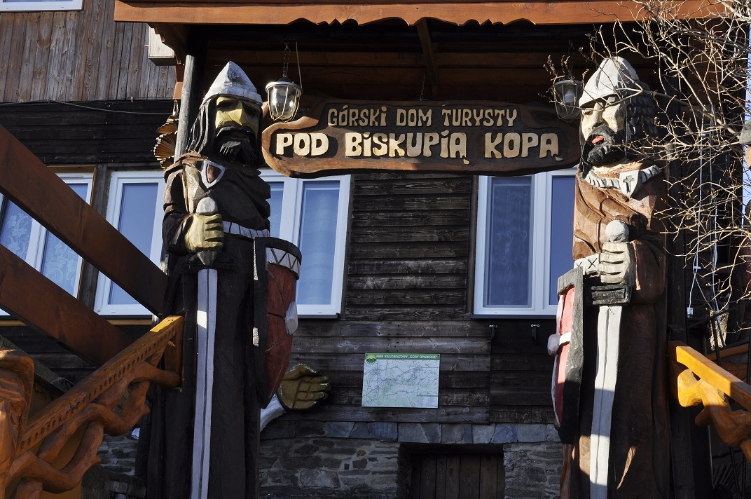 Schronisko Biskupia Kopa Góry opawskie