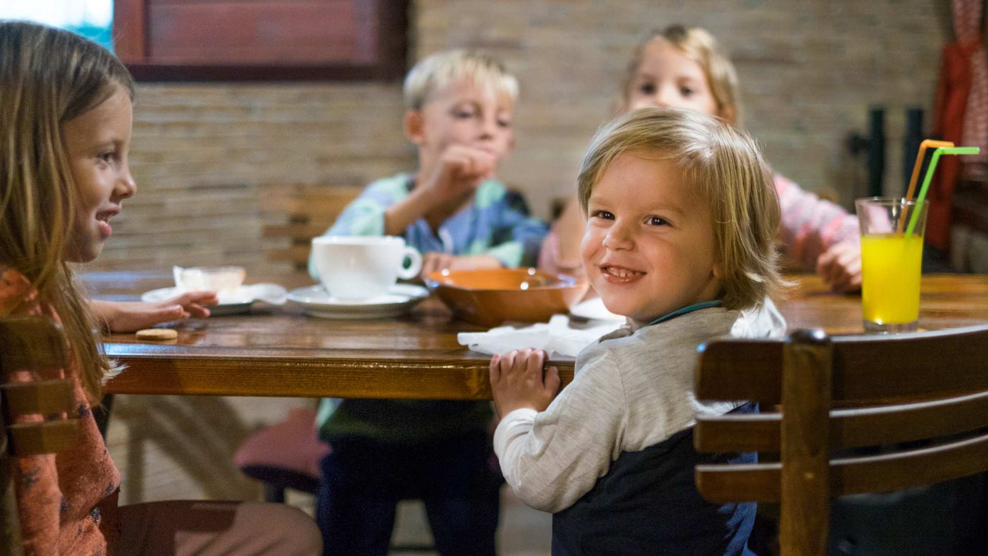 gdzie zjesc z dziecmi poznan