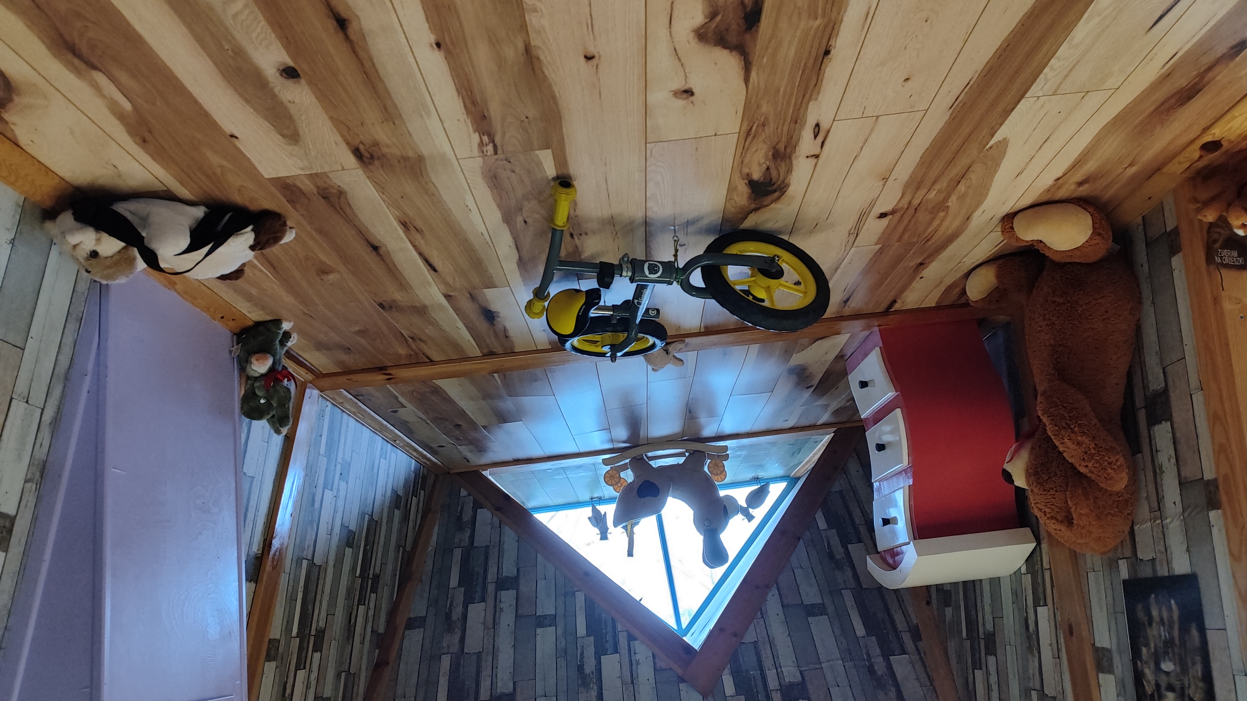 Dom do Góry Nogami Kołobrzeg wnętrze