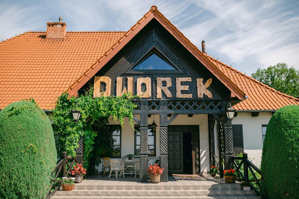 Restauracja Dworek Piotrków Trybunalski